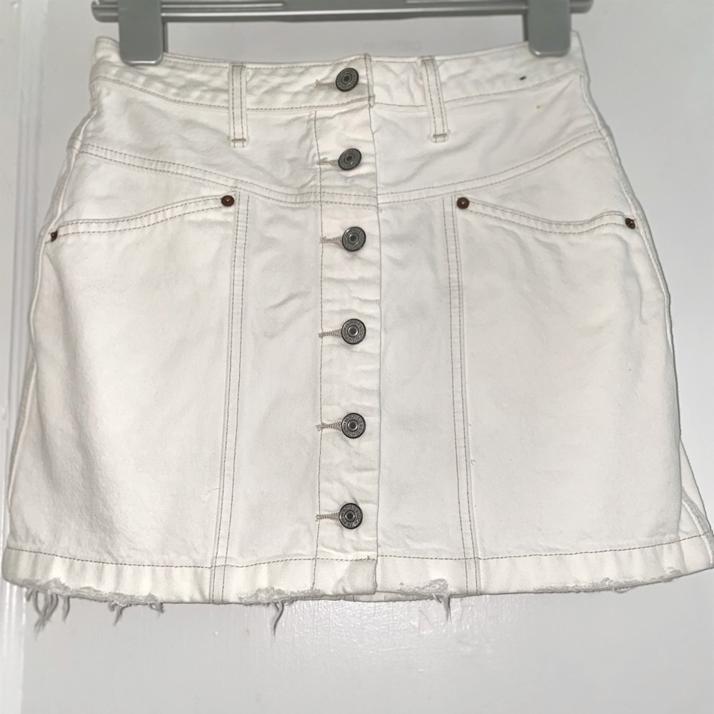 Abercrombie & Fitch cream denim mini skirt